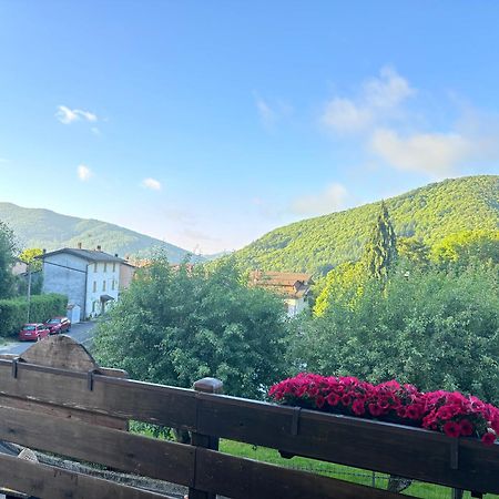 B&B La Piazzetta Кастильоне дей Пеполи Екстериор снимка