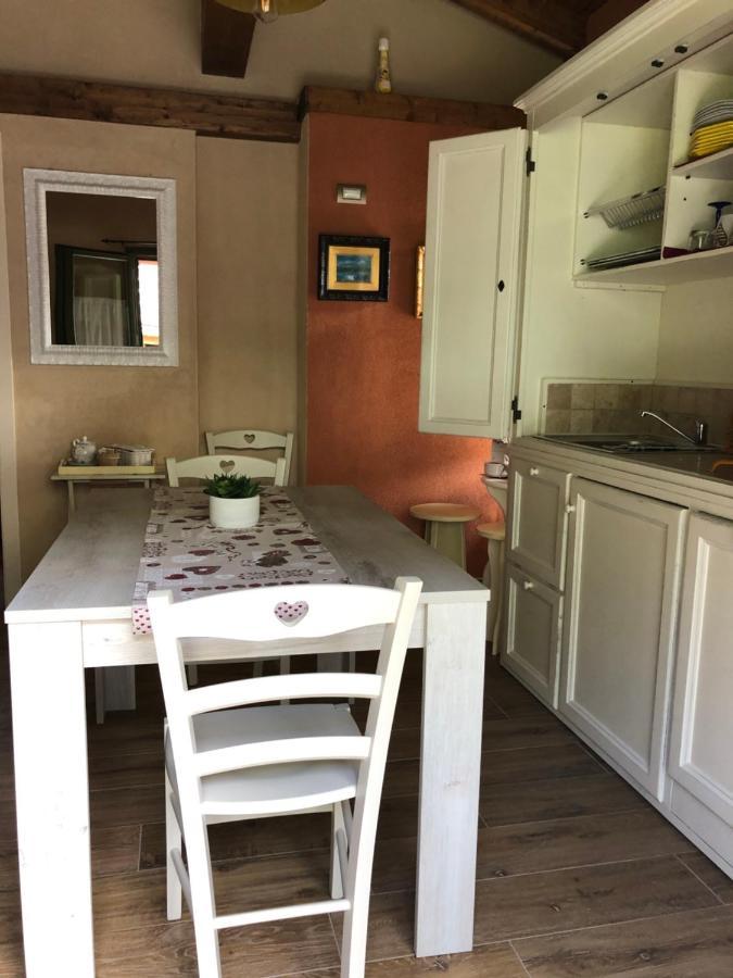 B&B La Piazzetta Кастильоне дей Пеполи Екстериор снимка
