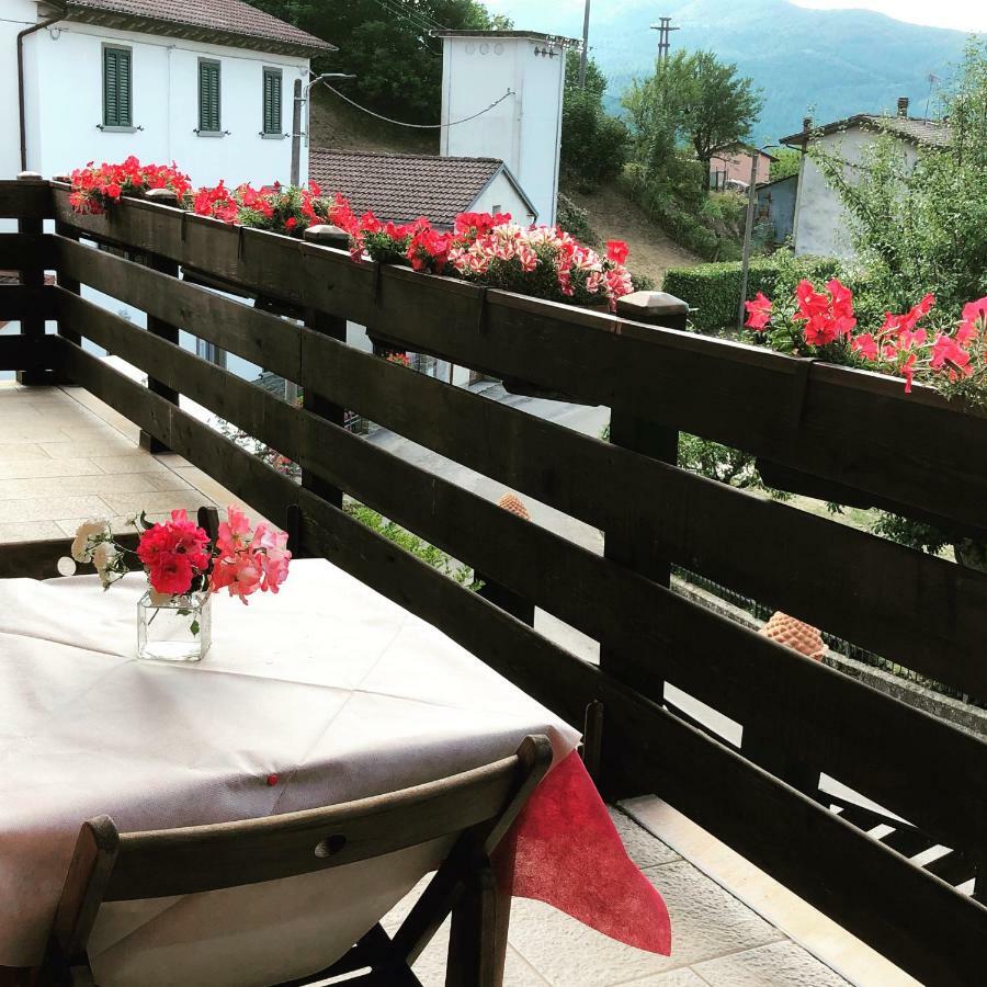 B&B La Piazzetta Кастильоне дей Пеполи Екстериор снимка