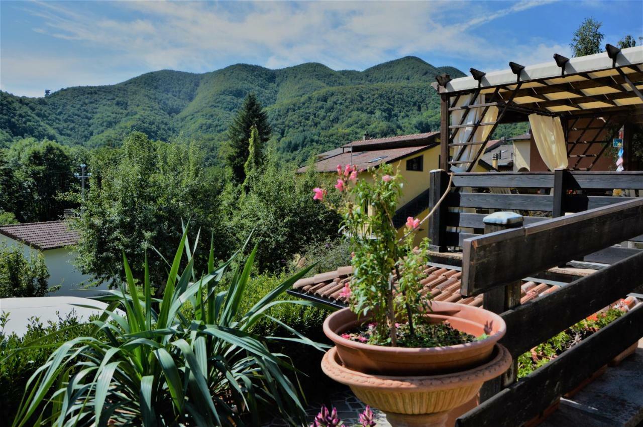 B&B La Piazzetta Кастильоне дей Пеполи Екстериор снимка
