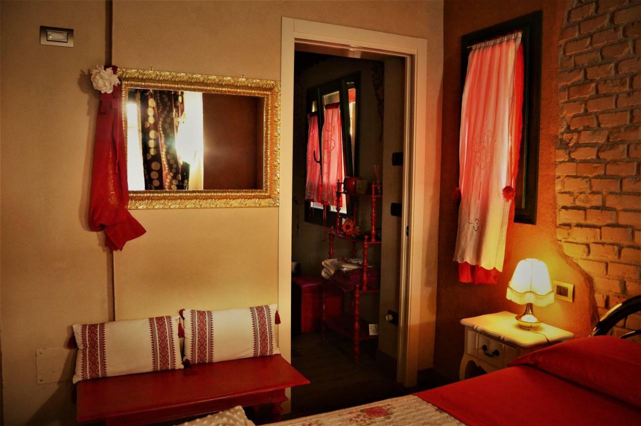 B&B La Piazzetta Кастильоне дей Пеполи Екстериор снимка