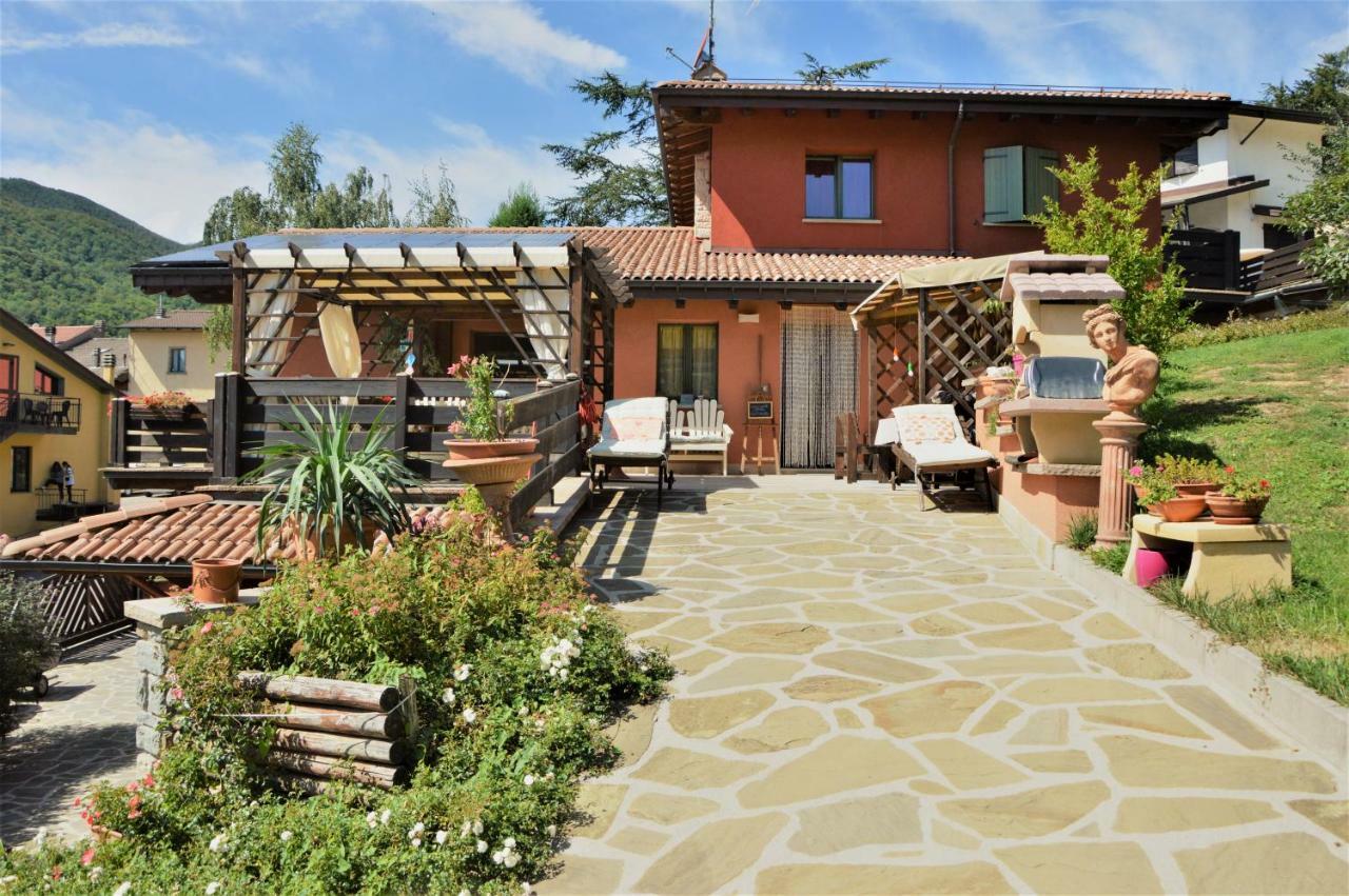 B&B La Piazzetta Кастильоне дей Пеполи Екстериор снимка